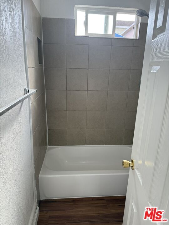 Building Photo - 5042 Ferndale St