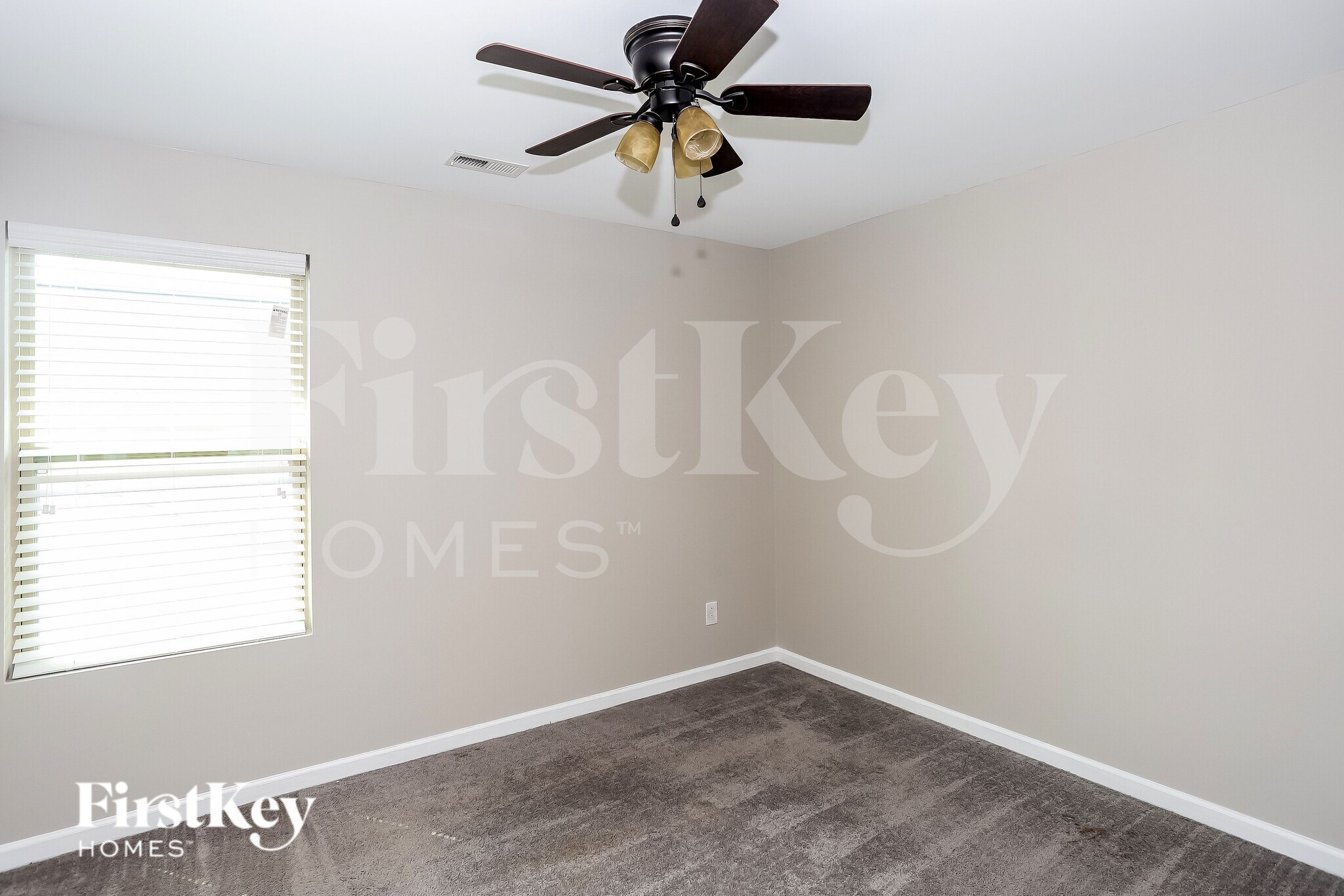 Building Photo - 8184 Thornton St