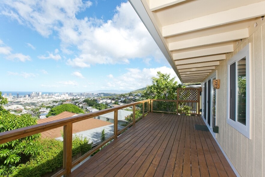 Building Photo - 3043 Alencastre Pl