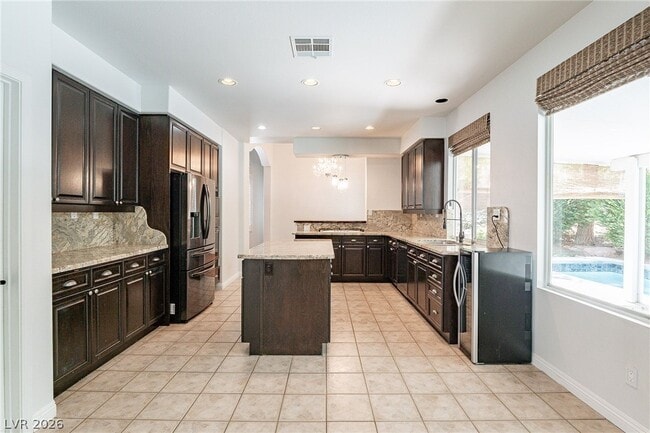 Building Photo - 2384 Denair Way