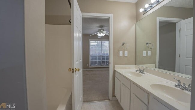 Building Photo - 335 Bald Eagle Way