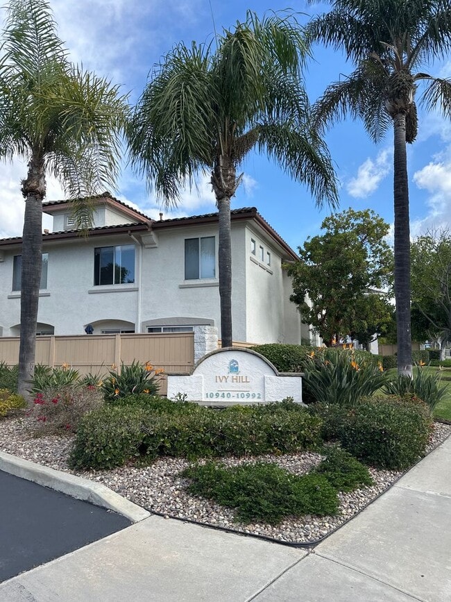 Primary Photo - 10948 Ivy Hill Dr