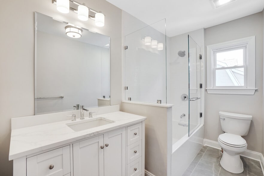 Building Photo - 77 Mill St