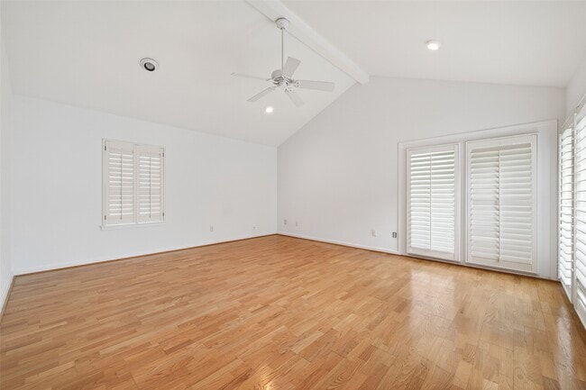 Building Photo - 5643 Piping Rock Ln