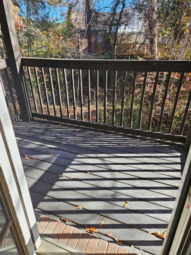 Building Photo - 1257 Parkway Pl