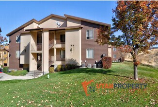 Building Photo - 9255 Jefferson Cove