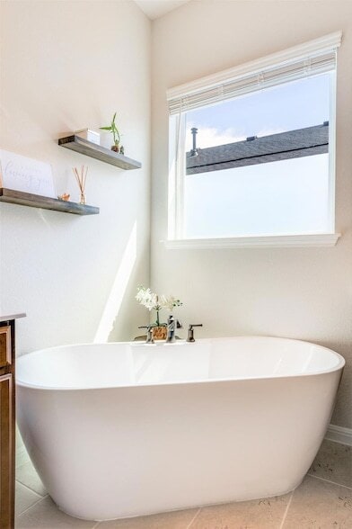 Building Photo - 8313 Silhouette St