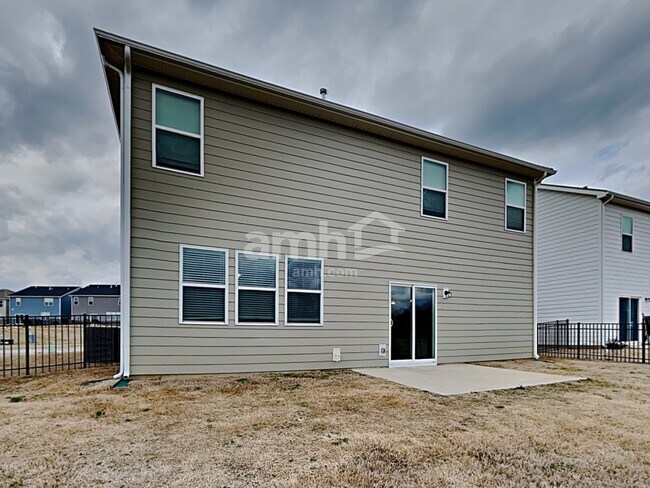 Building Photo - 4841 Chutney Dr