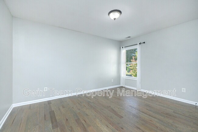 Building Photo - 1199 Harvest Brook Dr NE