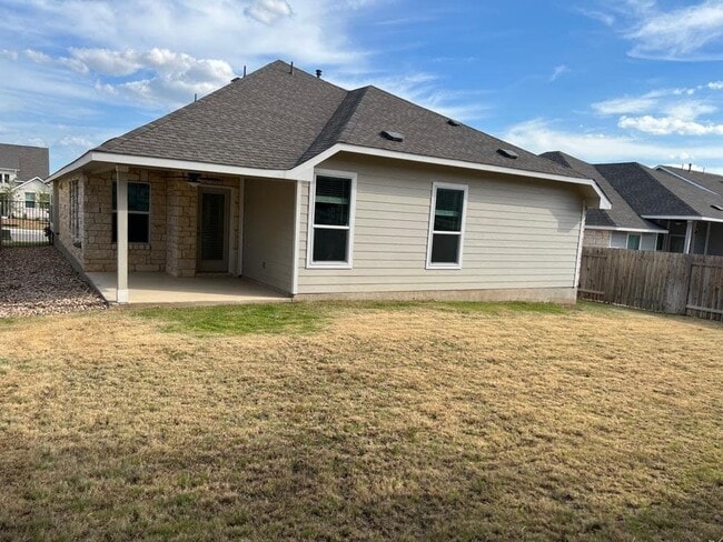 Building Photo - 521 Panzano Dr