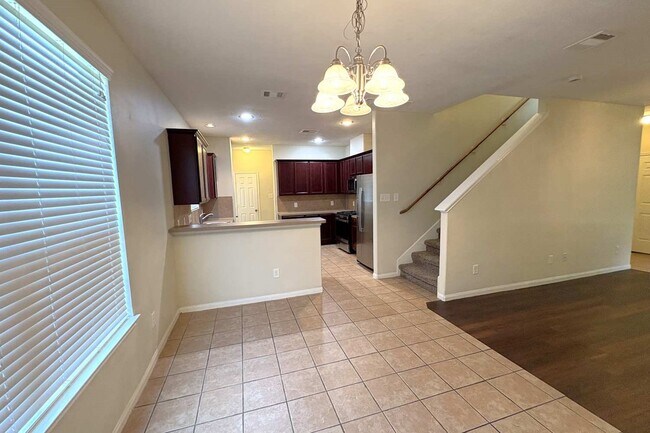 Building Photo - 1023 Doubletree Glen Dr