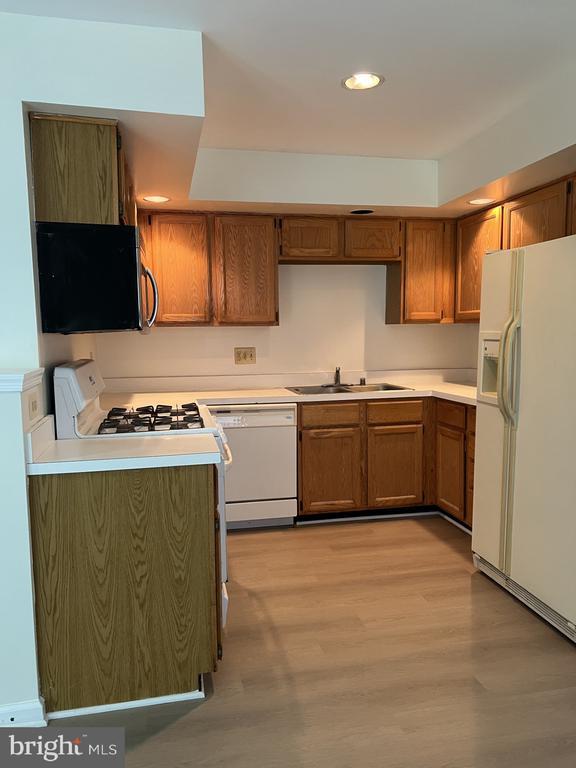 Building Photo - 10676 Winfield Loop
