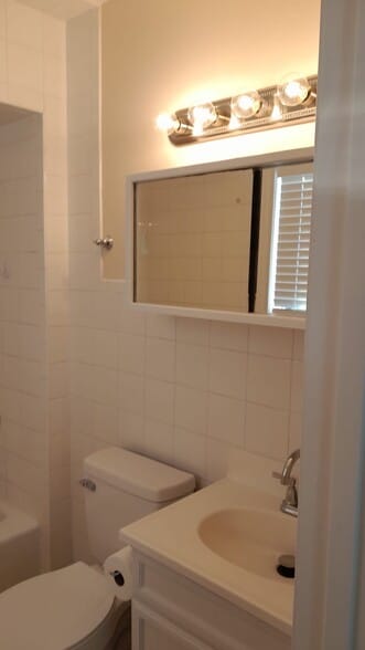 Building Photo - 4205 52nd St