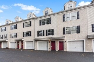 Building Photo - 238 E Gay St