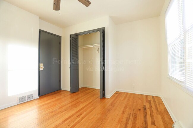 Building Photo - 5916 Camden Ave