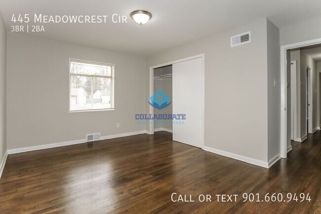 Building Photo - 445 Meadowcrest Cir