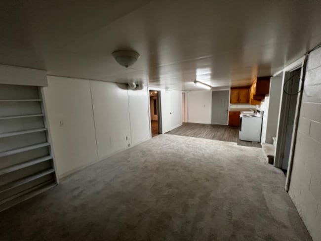 Building Photo - 207 Sunnyhill Dr