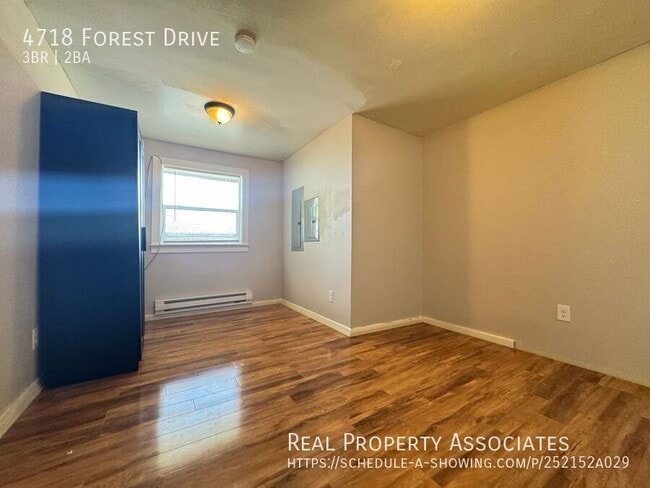 Building Photo - 4718 Forest Dr