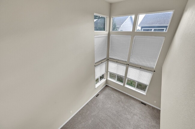 Building Photo - $2,200.00 - 3 Beds, 2.5 Baths, Single Fami...