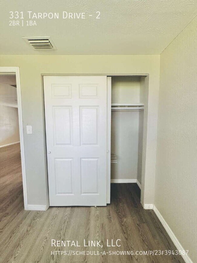 Building Photo - 331 Tarpon Dr