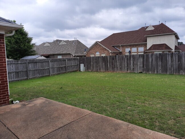 Building Photo - 4456 Alixs Dr