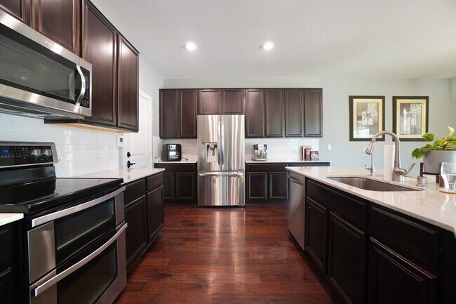Building Photo - 7016 Lickeen Ct