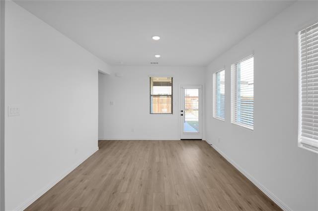 Building Photo - 14139 Gallatin St