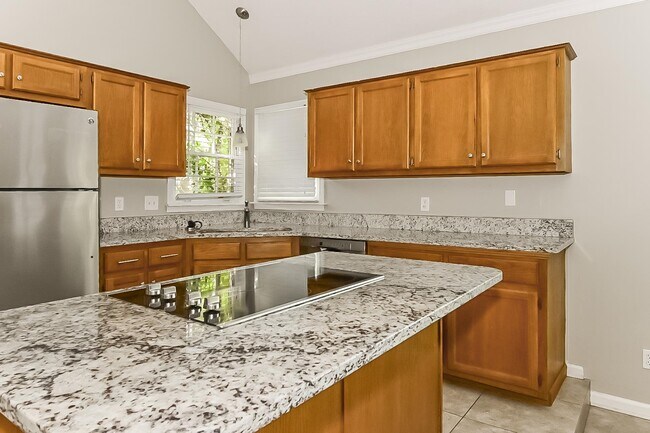 Building Photo - 7204 Germanshire Oaks Cove