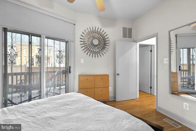 Building Photo - 1434 Potomac Ave SE