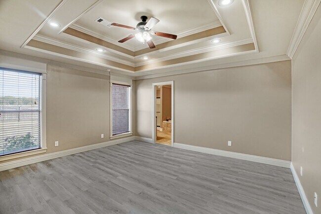Building Photo - 110 Vienne Pl