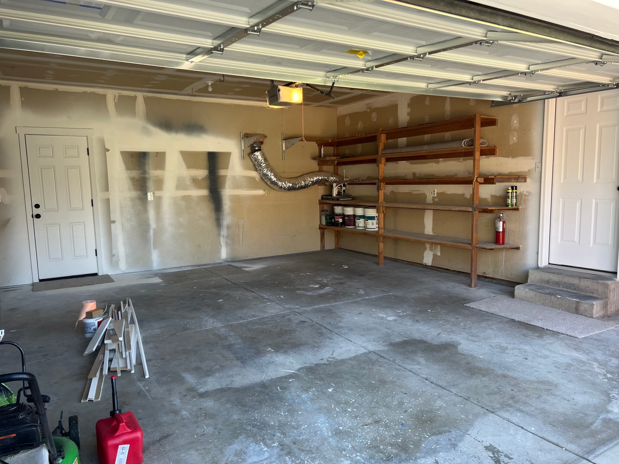 Building Photo - 614 N 550 E