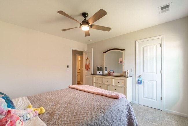 Building Photo - 510 Kittiwake Ln