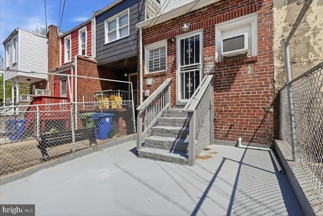 Building Photo - 2907 McElderry St