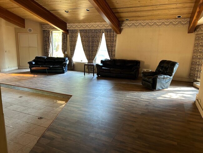 Building Photo - 108 Timberlake Ct