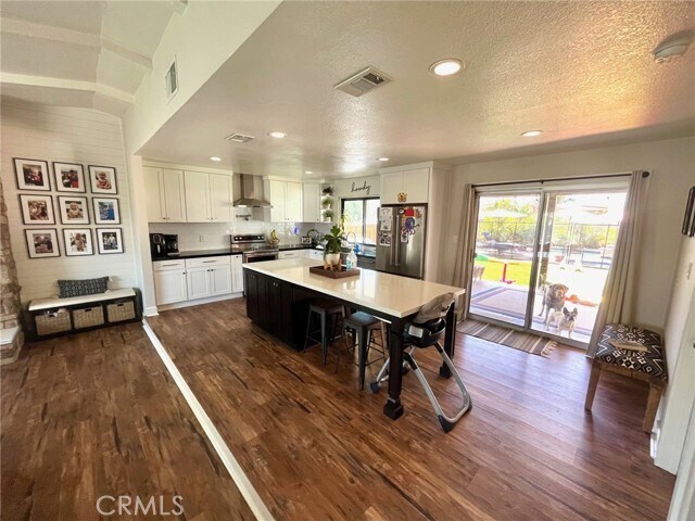 Building Photo - 22511 Pin Tail Dr