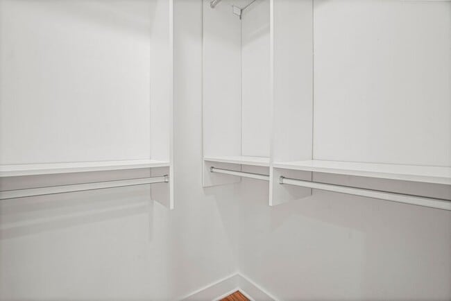 Building Photo - 1846 2nd St NW