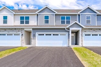 Building Photo - 3506 Green Pastures Ln