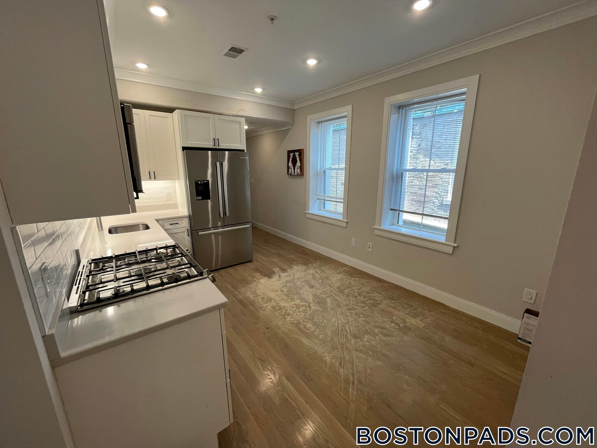 Building Photo - 47 Englewood Ave