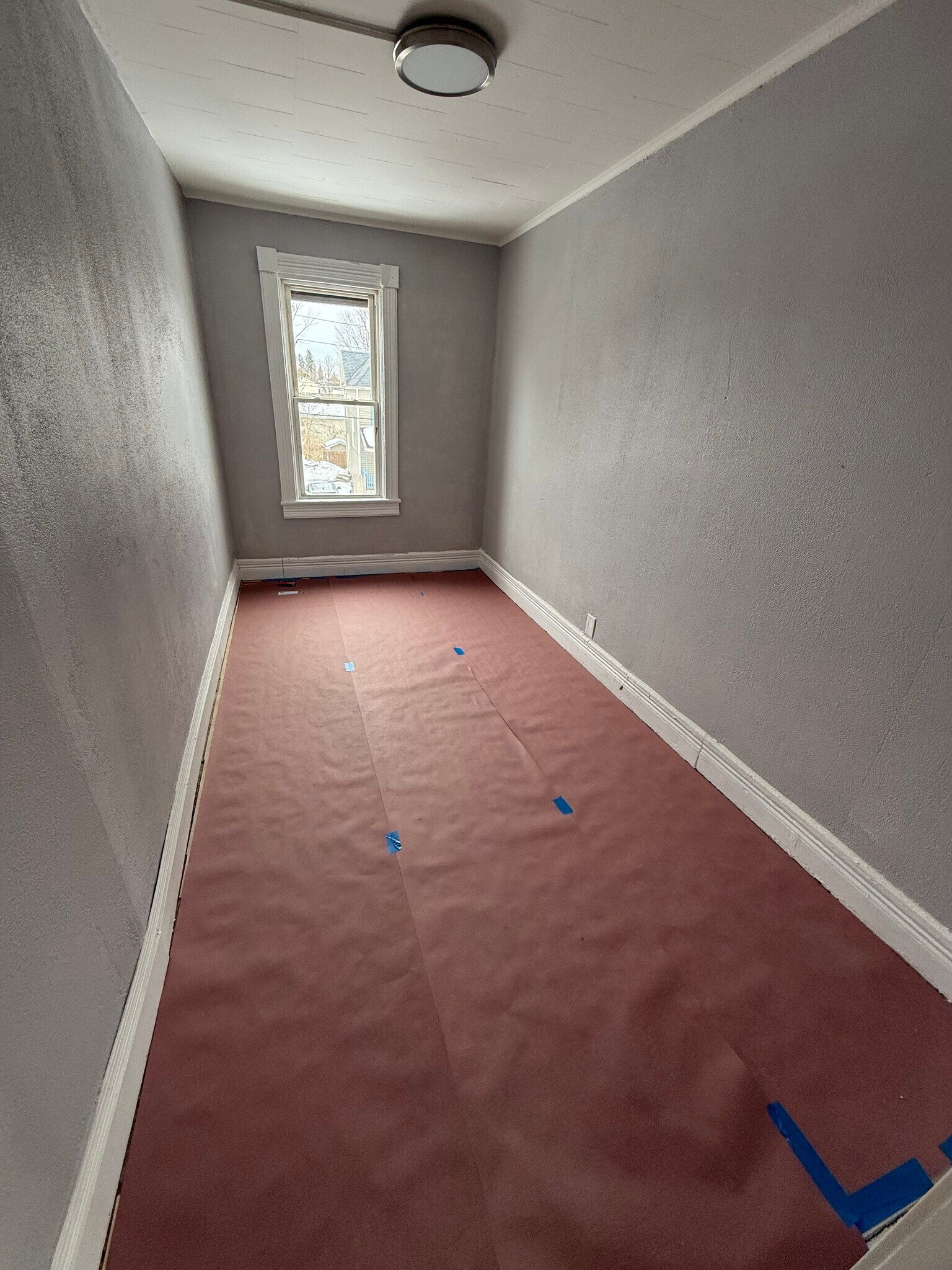 Building Photo - 313 Kossuth St