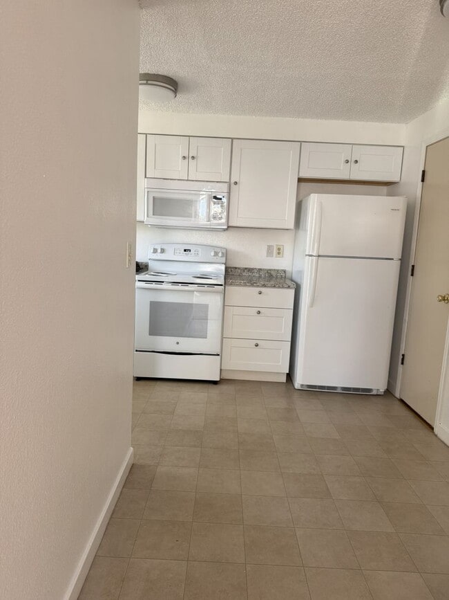 Primary Photo - 310 NW 13th St