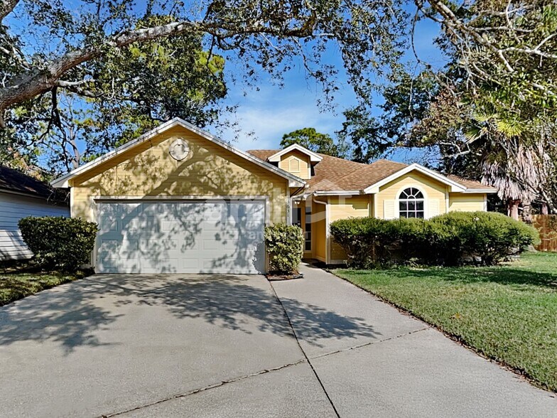 Primary Photo - 13631 Capistrano Dr S