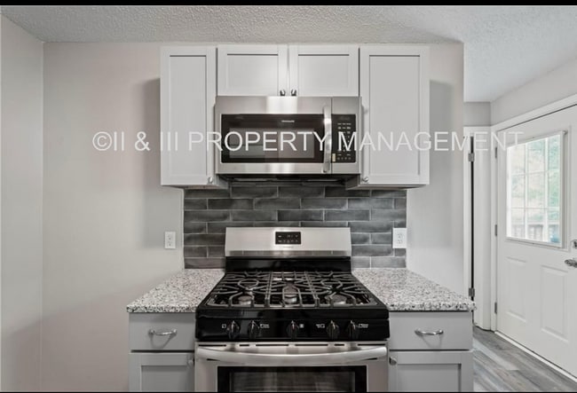 Building Photo - 8022 W 61st St