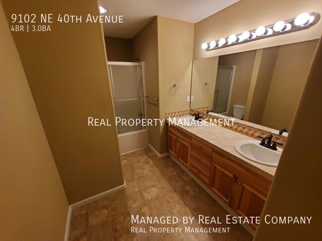 Building Photo - 9102 NE 40th Ave