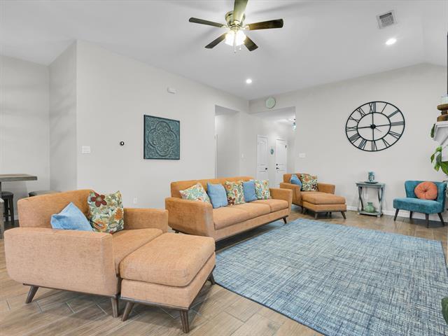 Building Photo - 10149 Lone Eagle Dr