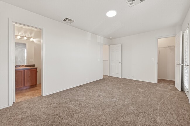 Building Photo - 18743 S Lyford Dr