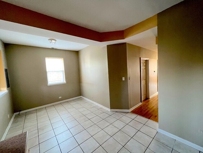 Building Photo - 1412 W Flournoy St