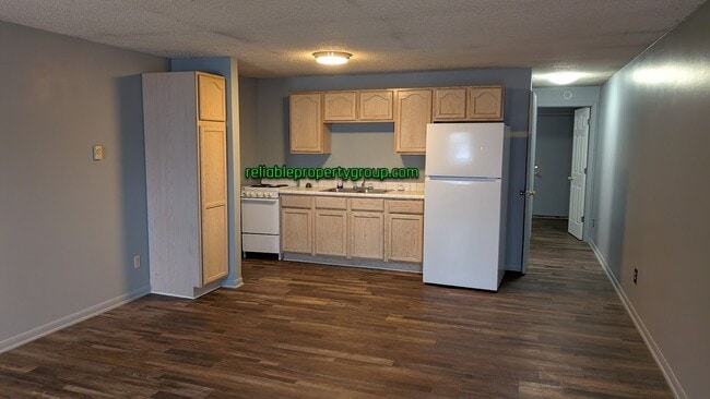 Building Photo - New Listing in Marion IN