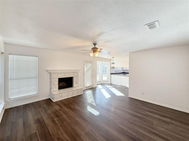 Building Photo - 1713 River Birch Dr