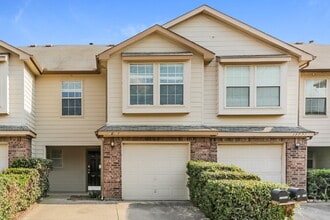 Building Photo - 12634 Bay Ave