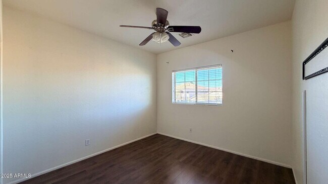 Building Photo - 45105 W Horse Mesa Rd